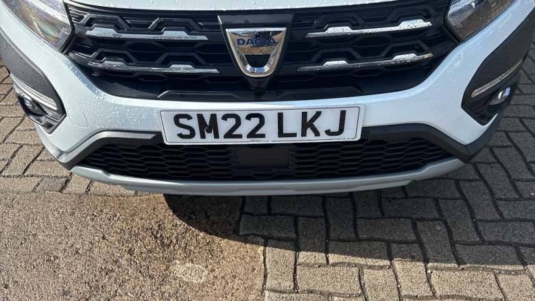 Dacia Jogger 1.0 TCe Essential 5dr Petrol Estate